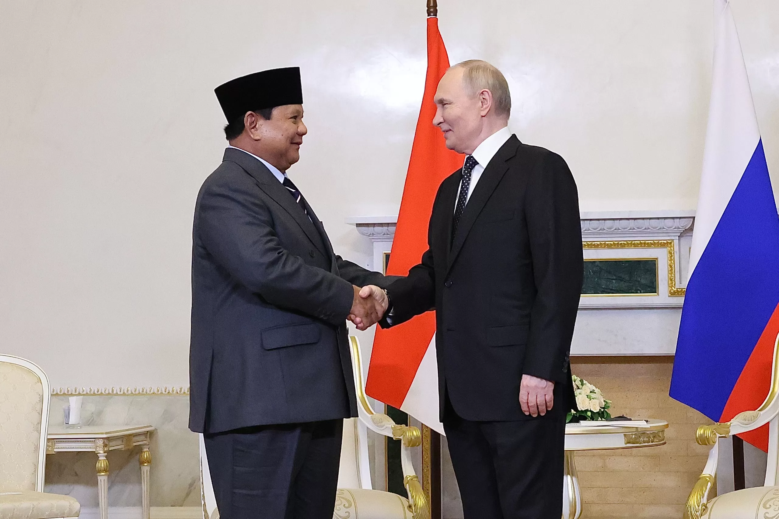 Prabowo dan Putin Sepakati Kerja Sama Strategis Indonesia-Rusia di St. Petersburg