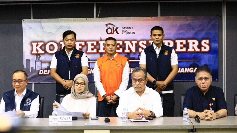 Penangkapan Adrian Gunadi