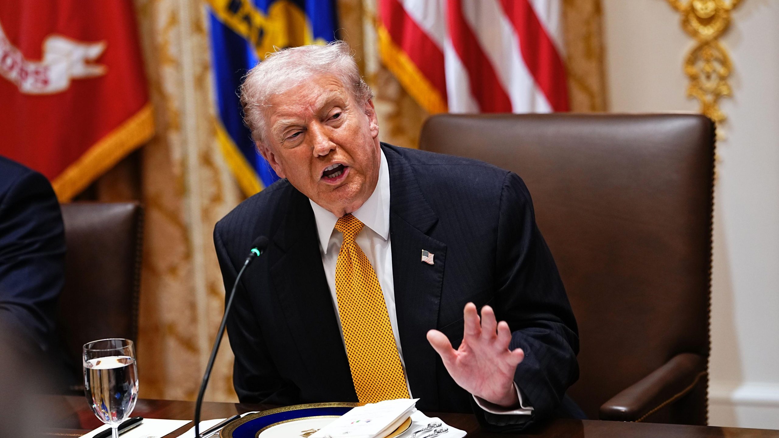 Trump Menuntut BBC Rp 166 T, Kontroversi Edit Pidato 6 Januari