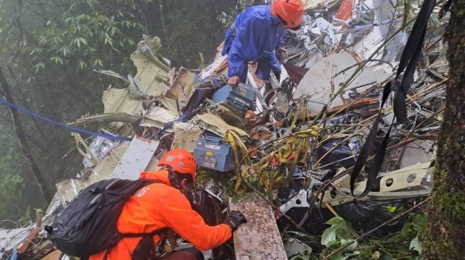 Korban Pesawat ATR 42-500