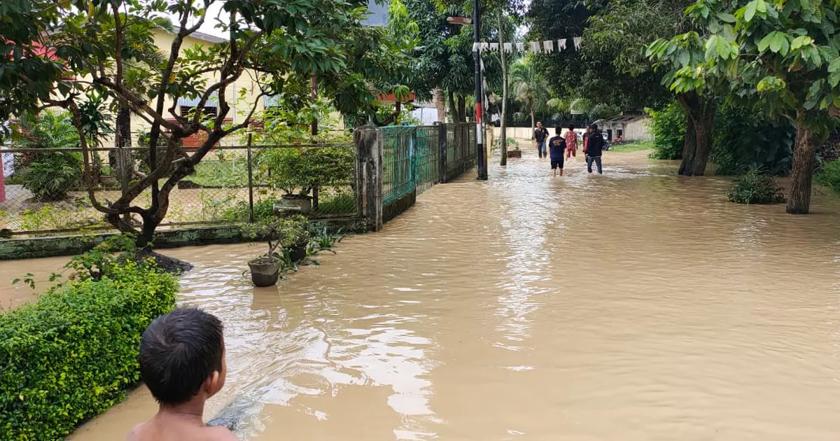 Tanggul Kalimalang Jebol