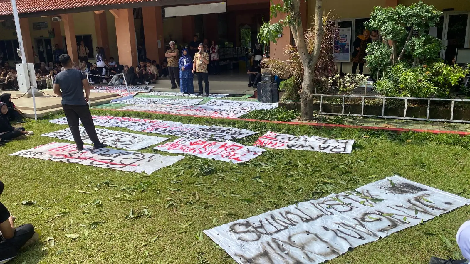 demo siswa pasar rebo